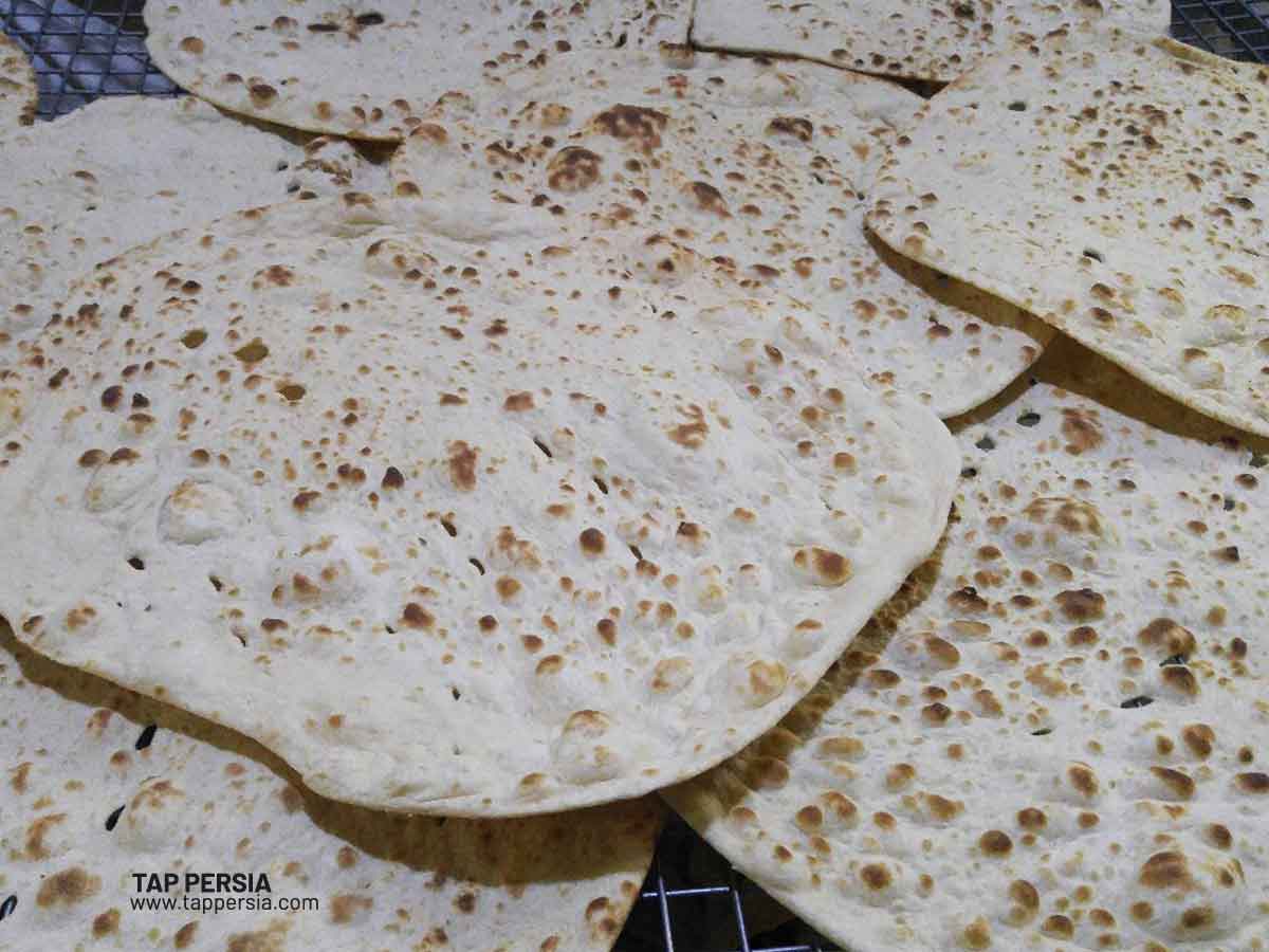 Paraki Naan 